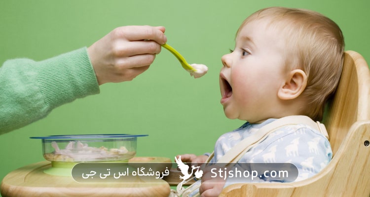 تهیه سرلاک خانگی برای نوزادان 4 تا 5 ماهه